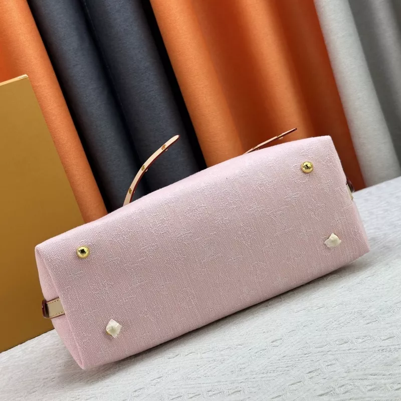 Louis Vuitton AAA Quality Shoulder Bags For Women DailyWear 4096 - Image 6