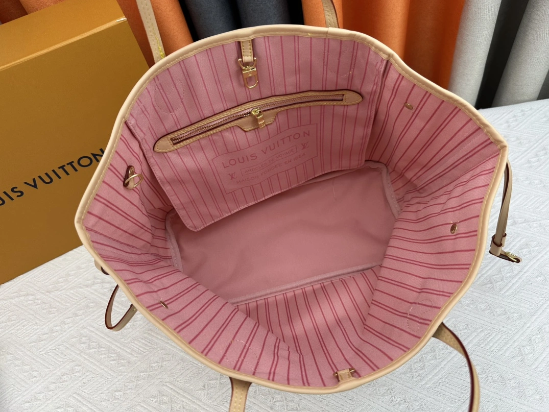 Louis Vuitton AAA Quality Shoulder Bags For Women DailyWear 6252 - Image 8