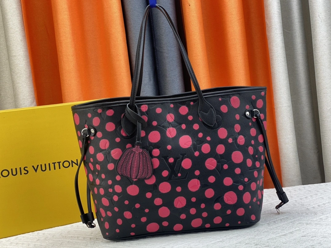 Louis Vuitton AAA Quality Shoulder Bags For Women EasyMatch 6552