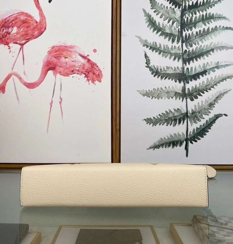 Louis Vuitton AAA Quality Wallets For Unisex SmartChoice 9018 - Image 5