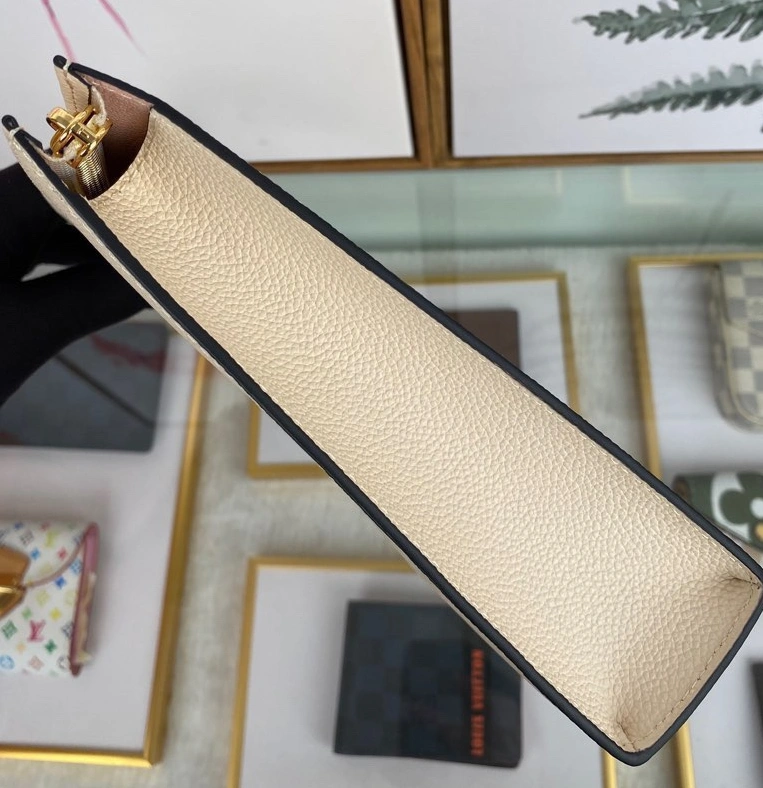 Louis Vuitton AAA Quality Wallets For Unisex SmartChoice 9018 - Image 7