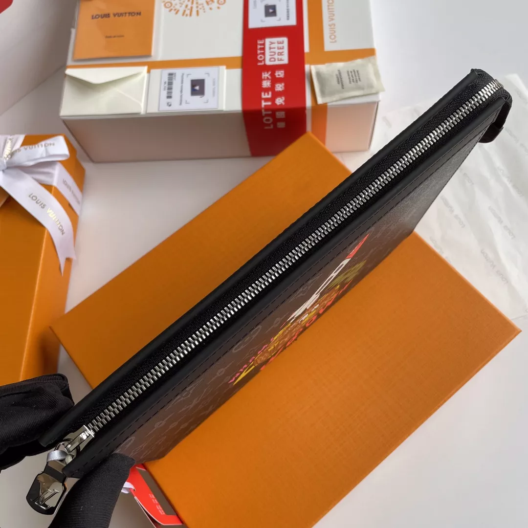 Louis Vuitton AAA Quality Wallets NewStyle 7049 - Image 5