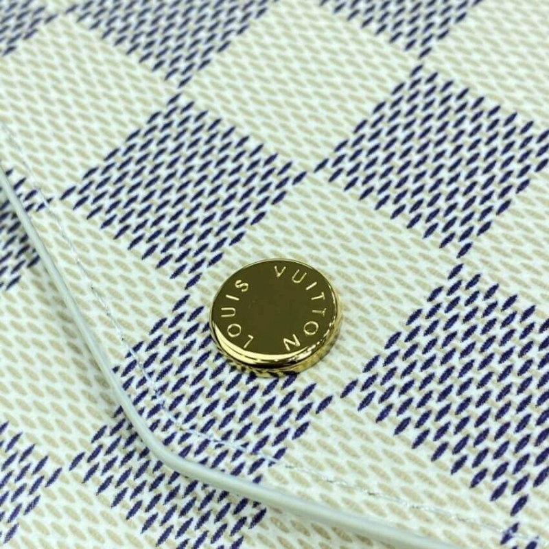 Grained c Louis Vuitton Damier Azur Sarah Wallet - Image 6