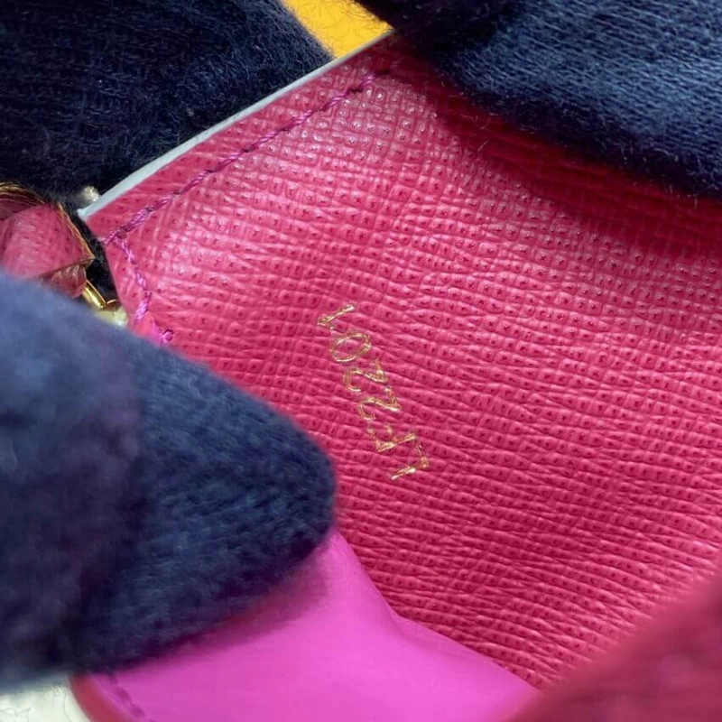 This compa Louis Vuitton Damier Azur Victorine Wallet - Image 10