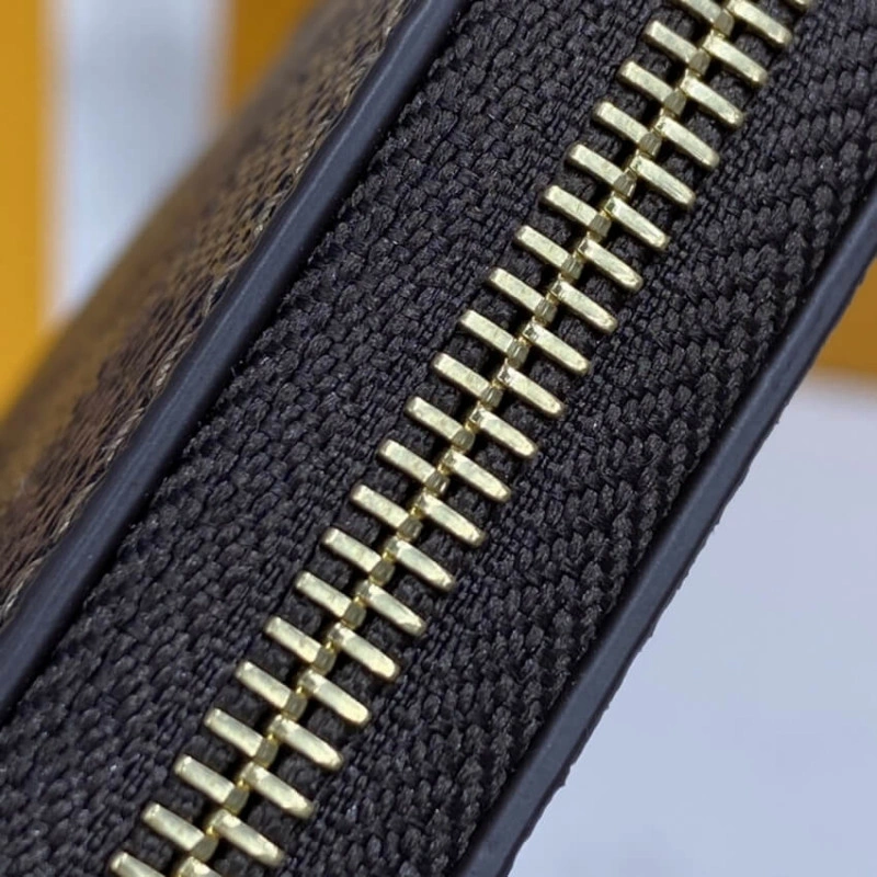 4 card sl Louis Vuitton Damier Ebene Zippy Coin Purse Brown - Image 6