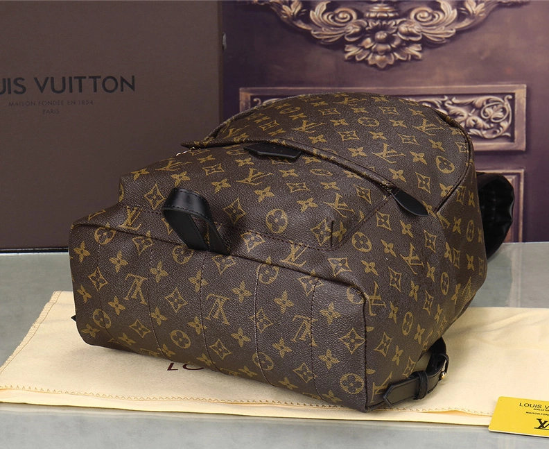 Louis Vuitton LV AAA Quality Backpacks StreetReady 3276 - Image 4