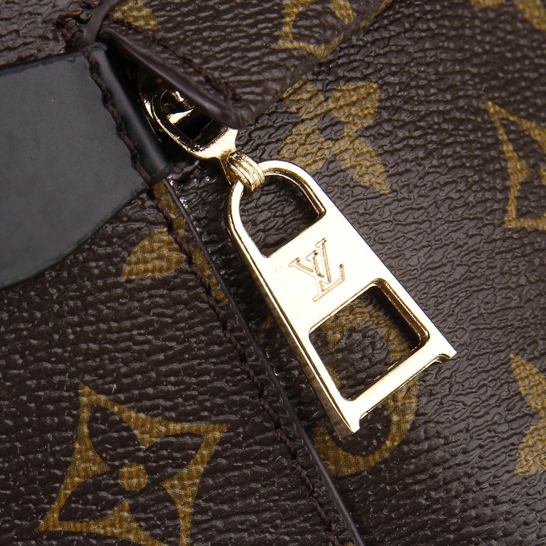 Louis Vuitton LV AAA Quality Backpacks StreetReady 3276 - Image 7