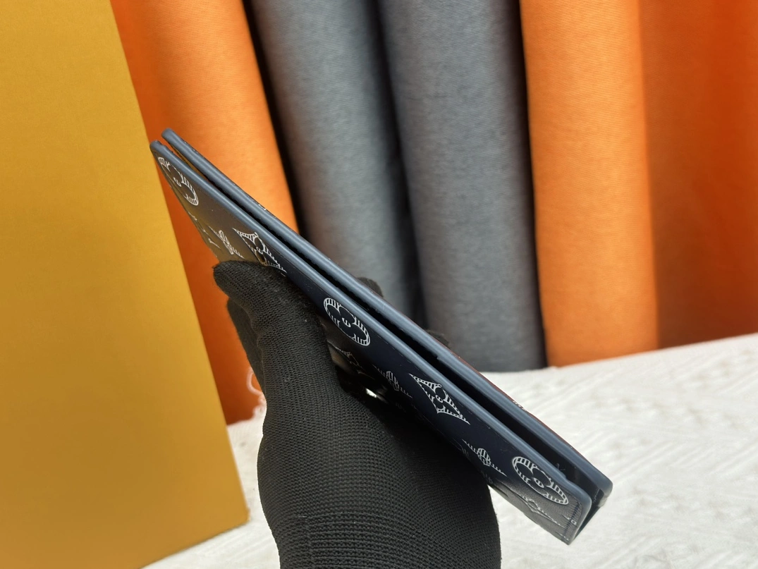 Louis Vuitton LV Card Case Affordable 4078 - Image 4