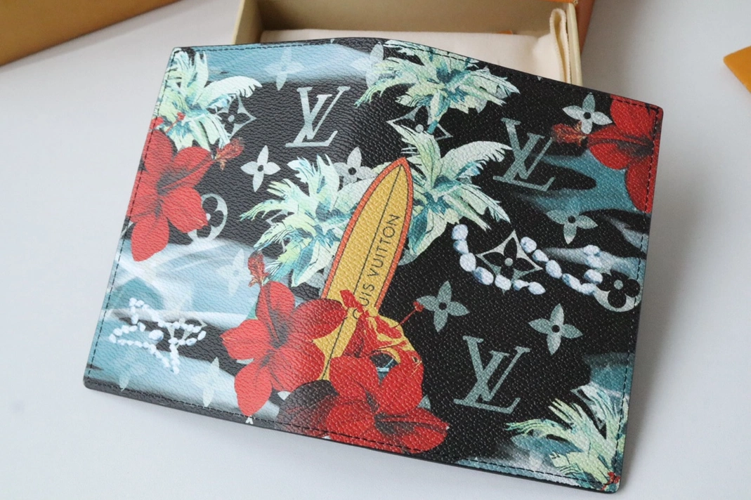 Louis Vuitton LV Card Case EyeCatching 9711 - Image 4
