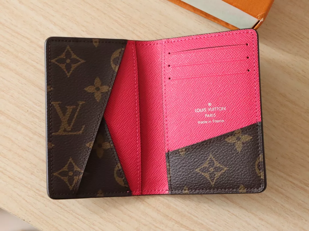 Louis Vuitton LV Card Case Flexible 7967 - Image 4