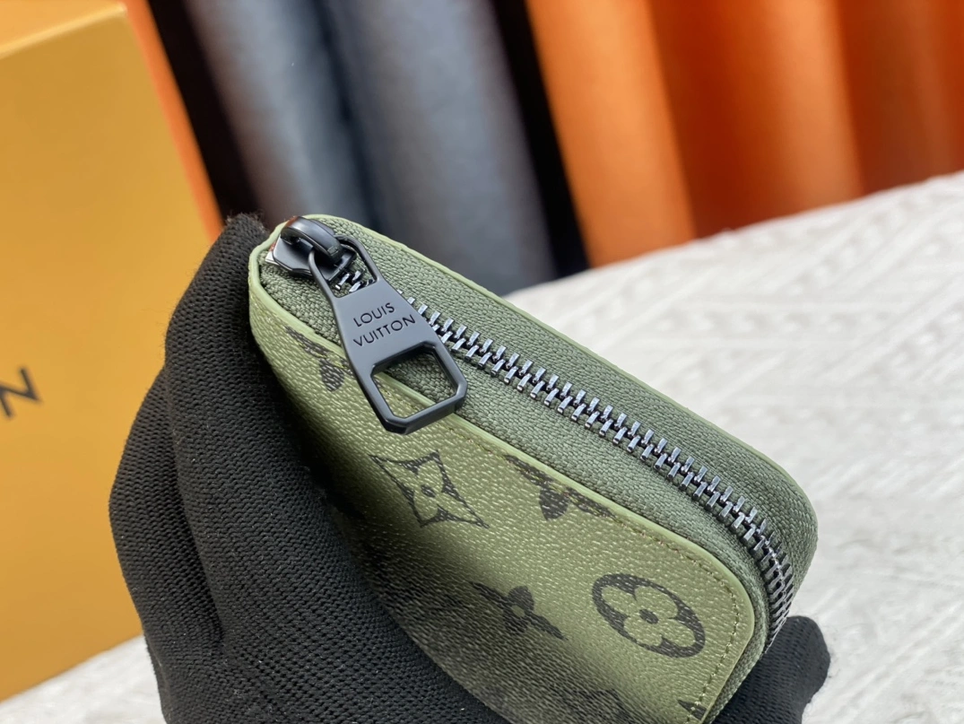 Louis Vuitton LV Card Case For Unisex Bright 7618 - Image 6