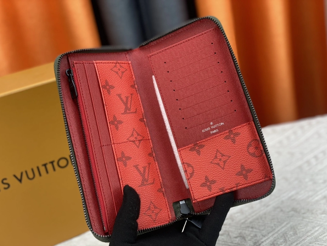 Louis Vuitton LV Card Case For Unisex Bright 7618 - Image 7