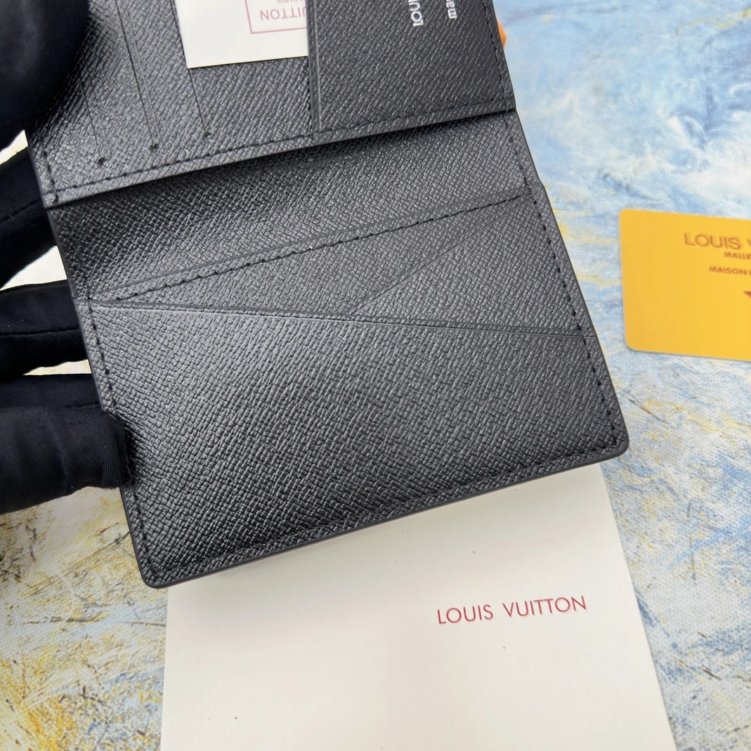 Louis Vuitton LV Card Case For Unisex ModernLook 8548 - Image 7