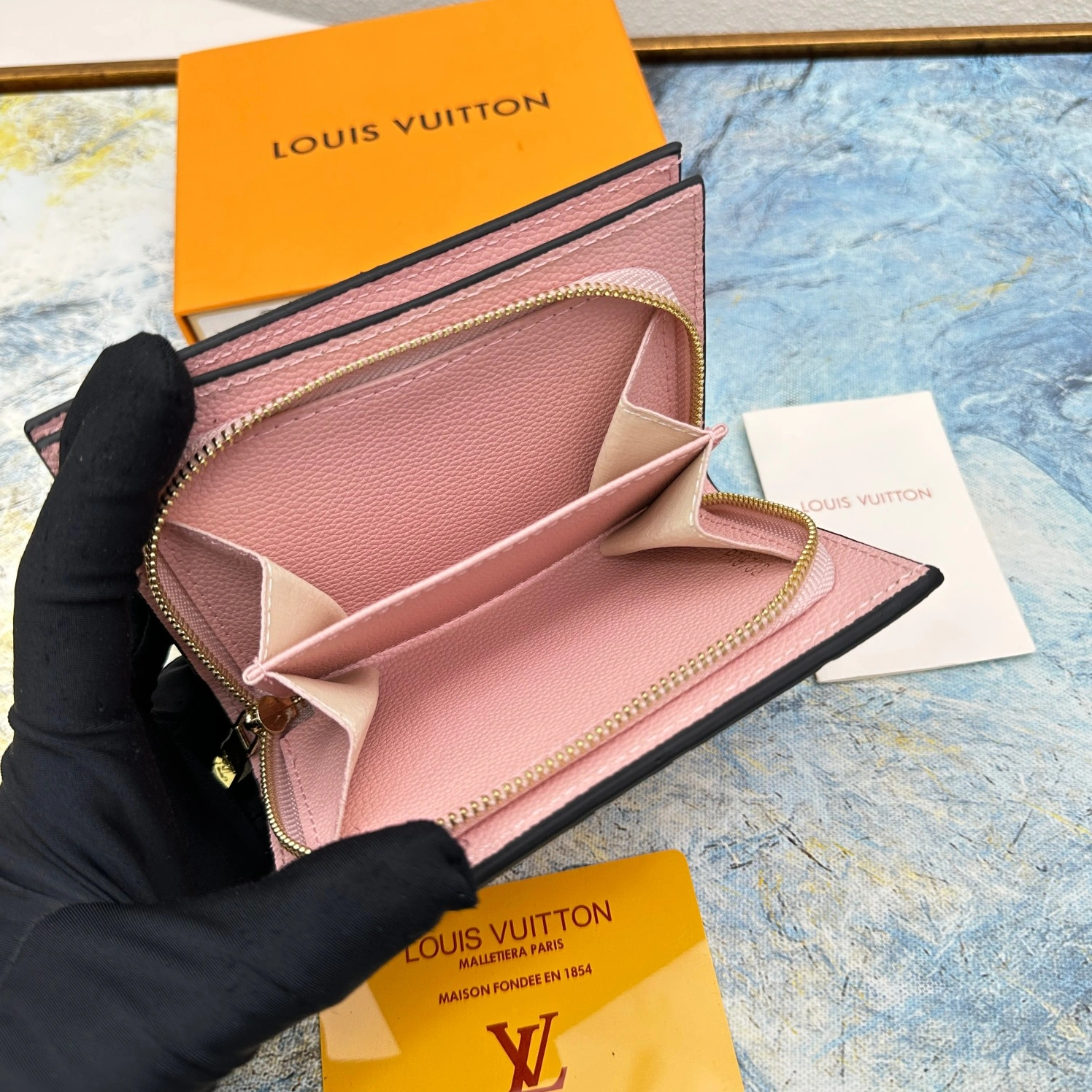 Louis Vuitton LV Card Case For Women GoAnywhere 6298 - Image 5