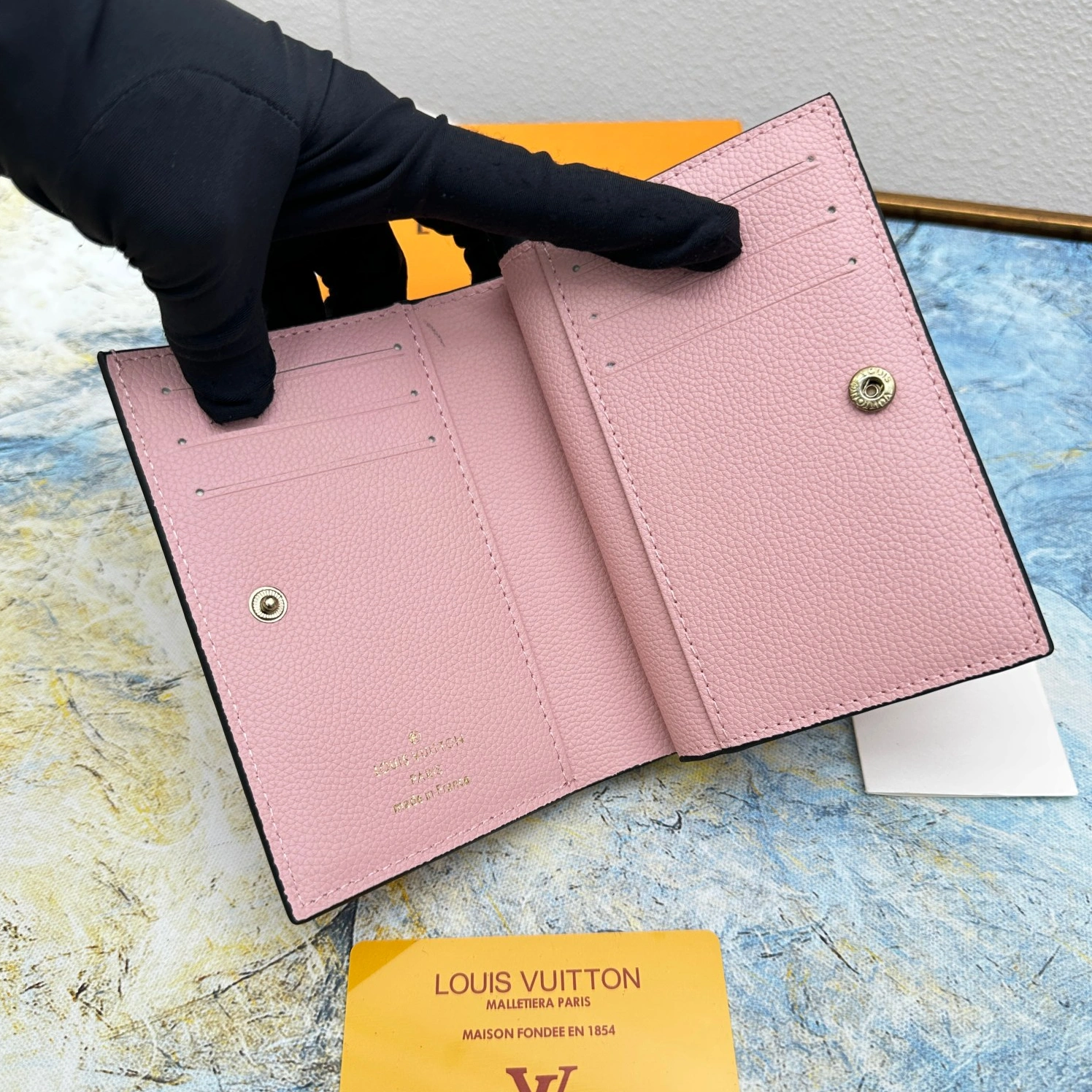 Louis Vuitton LV Card Case For Women GoAnywhere 6298 - Image 6