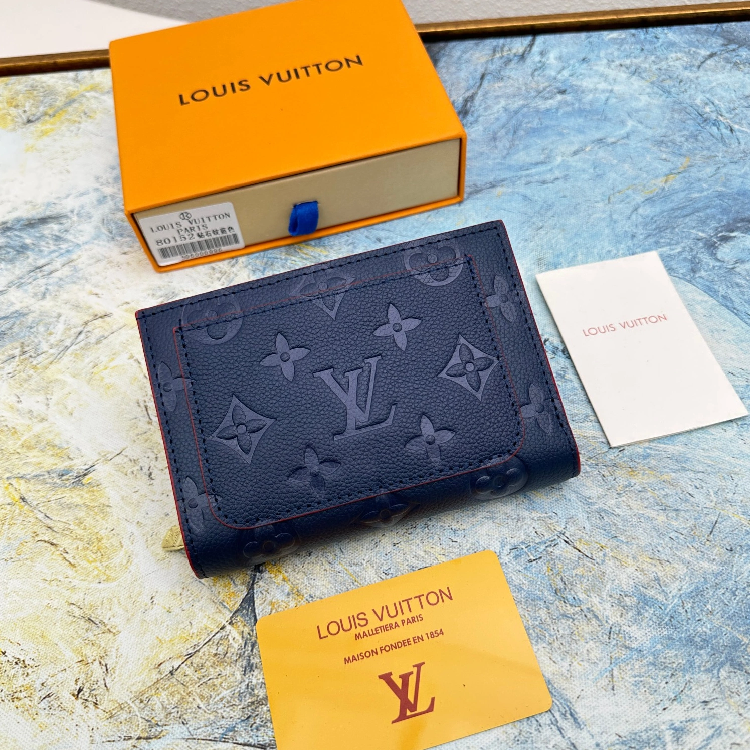 Louis Vuitton LV Card Case For Women Sophisticated 4936