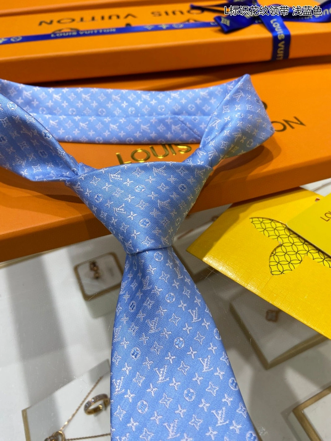 Louis Vuitton LV Necktie For Men Durable 5892 - Image 4