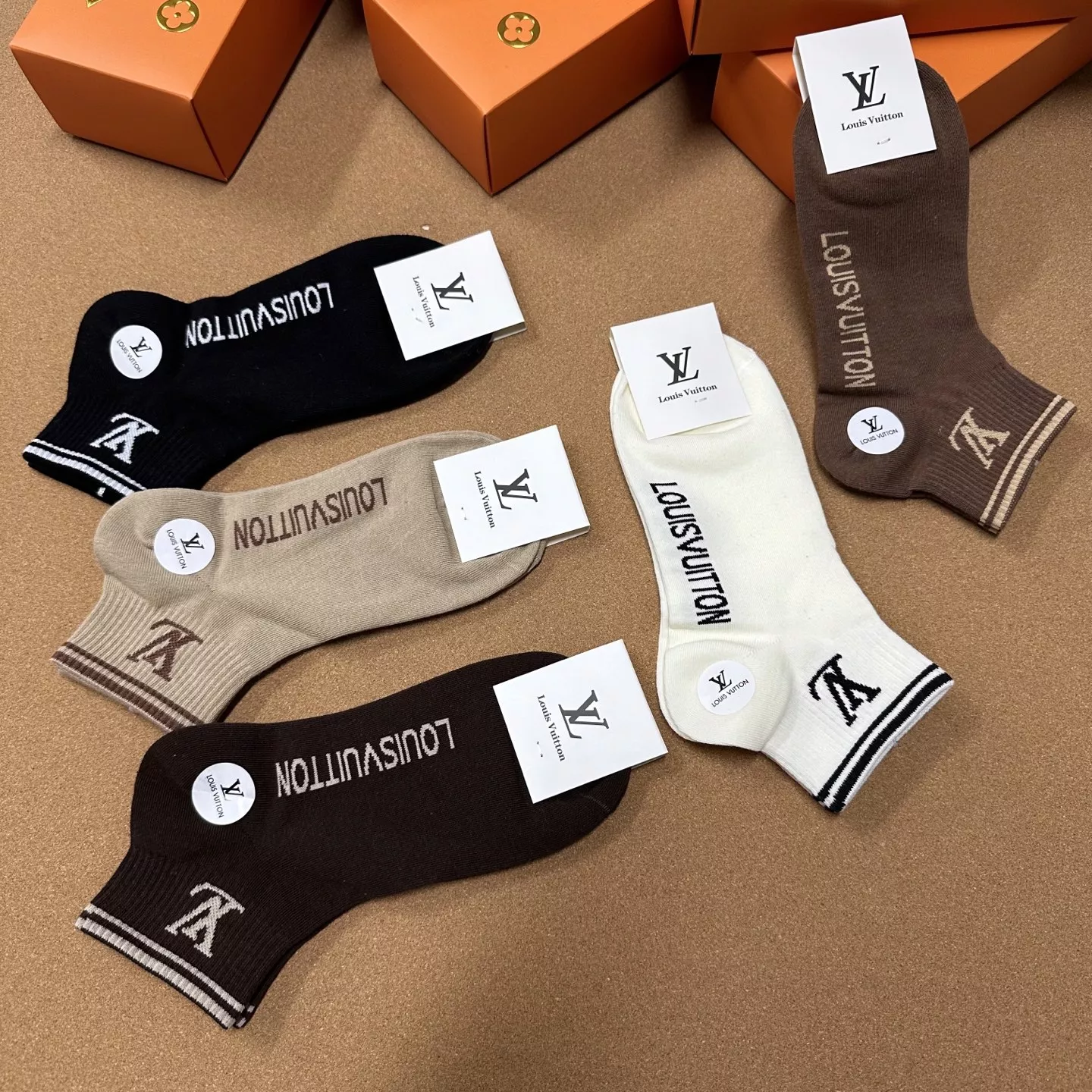 Louis Vuitton LV Socks For Women Comfortable 8378 - Image 4