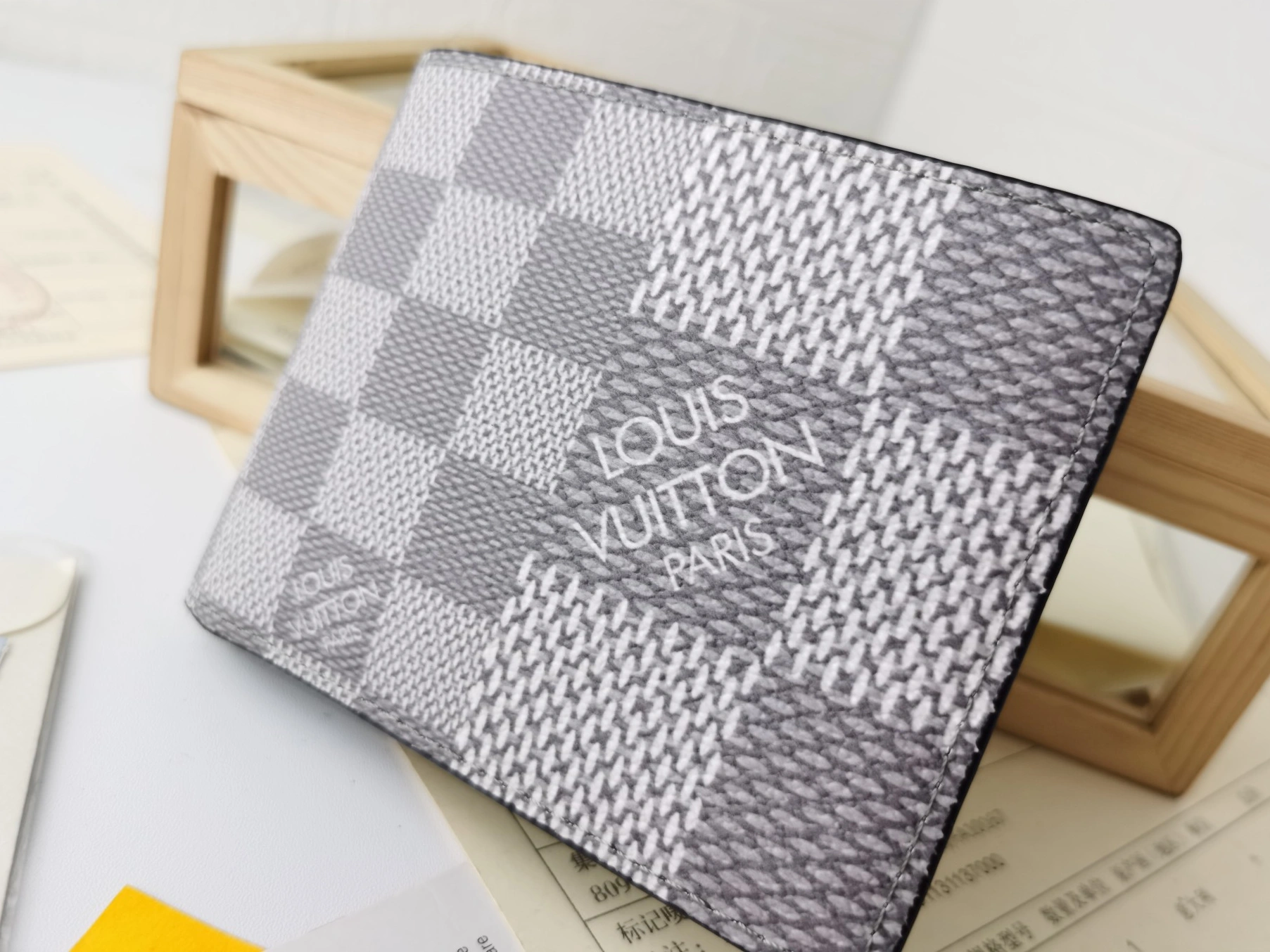 Louis Vuitton LV Wallets For Unisex Trendy 6771 - Image 5