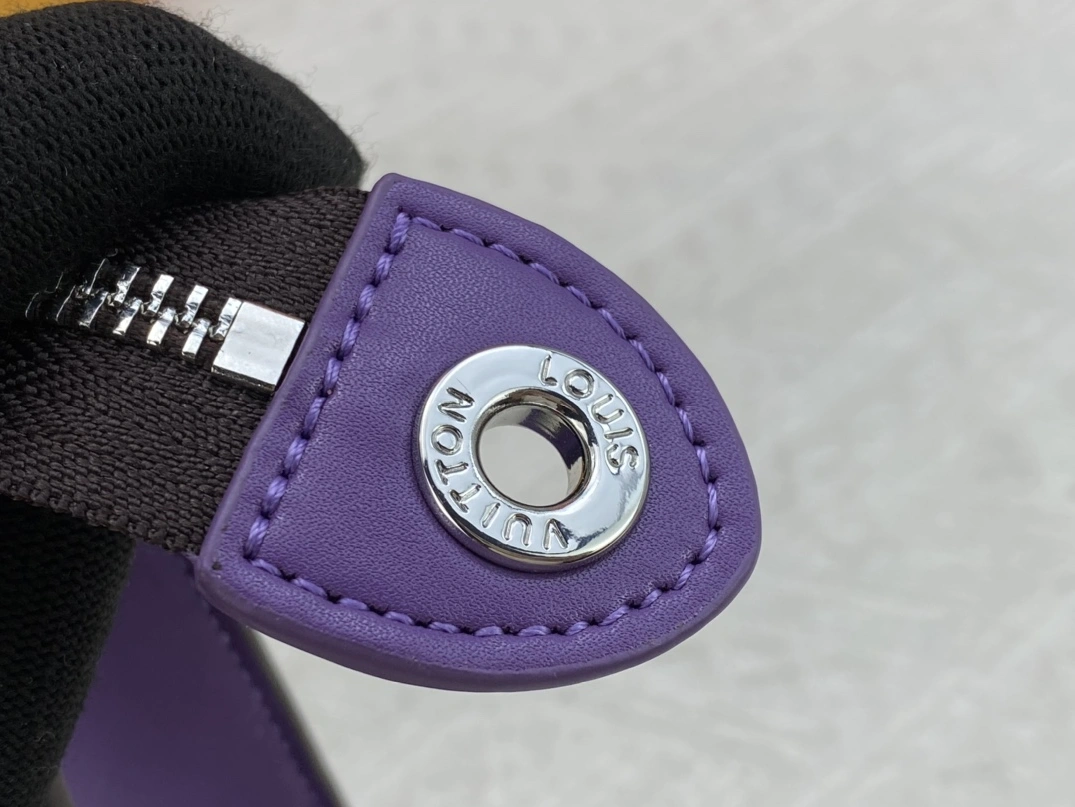 Louis Vuitton LV Wallets For Unisex Versatile 7984 - Image 7