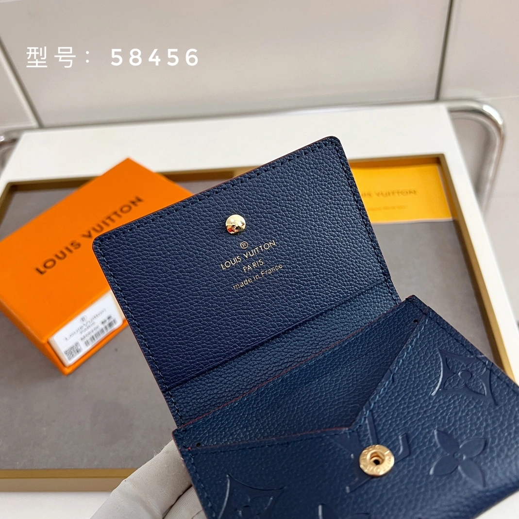 Louis Vuitton LV Wallets For Women Practical 5058 - Image 5