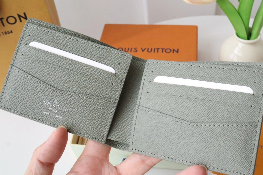 Louis Vuitton LV Wallets Trendsetting 785 - Image 4