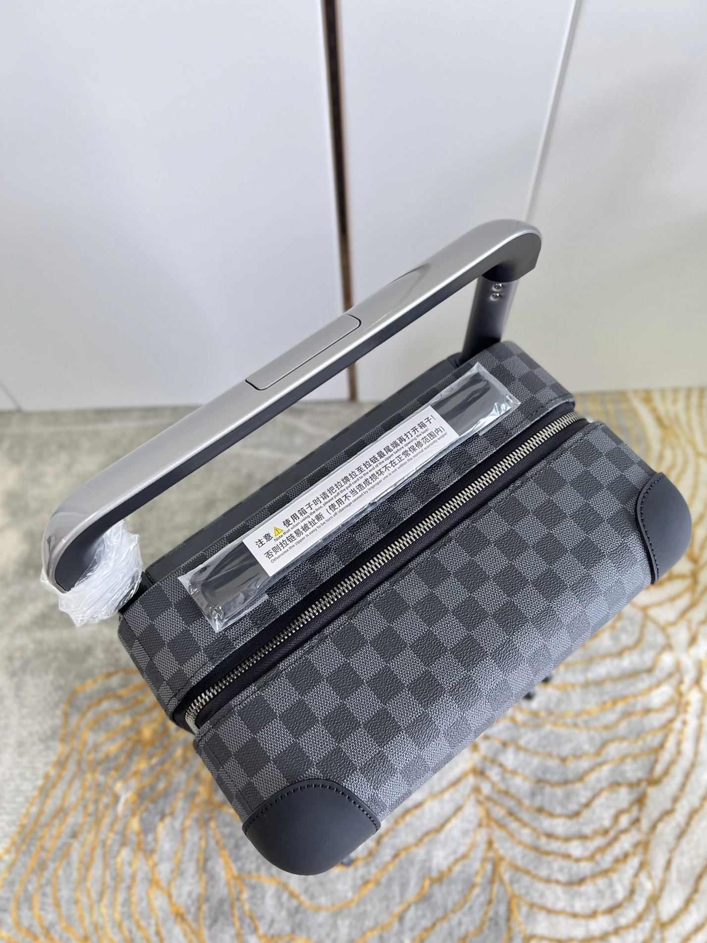 Louis Vuitton Luggage Practical 3585 - Image 6