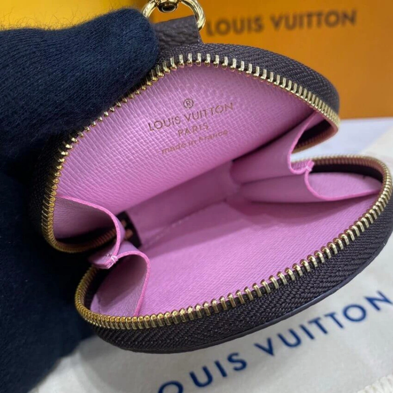 Goldcolor Louis Vuitton Monogram Round Coin Purse - Image 7