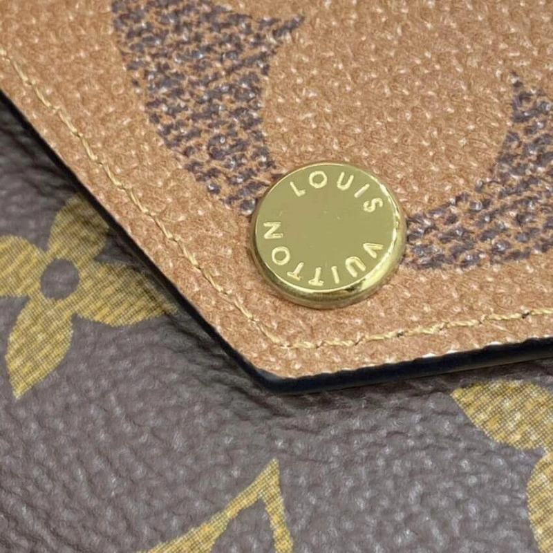 1 flat ba Louis Vuitton Monogram Zoe Wallet - Image 5