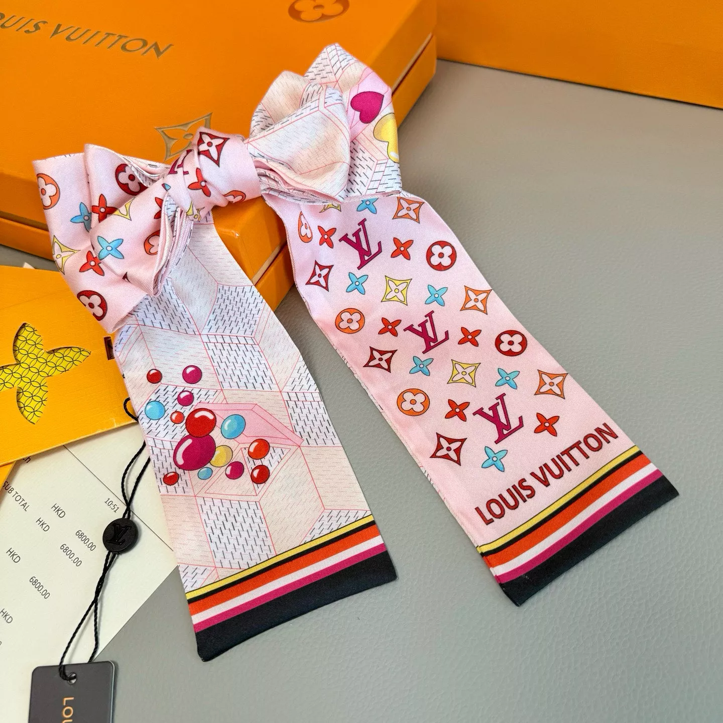 Louis Vuitton Silk Scarf Comfortable 7890 - Image 3