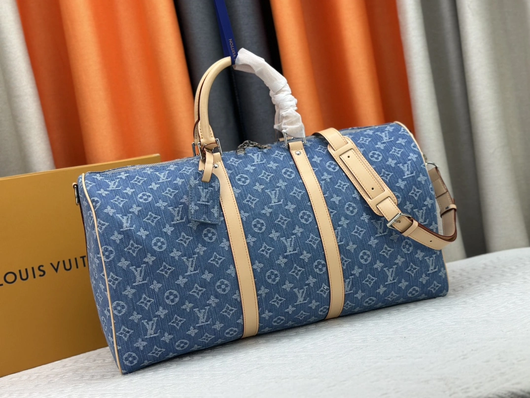 Louis Vuitton Travel Bags Timeless 2910