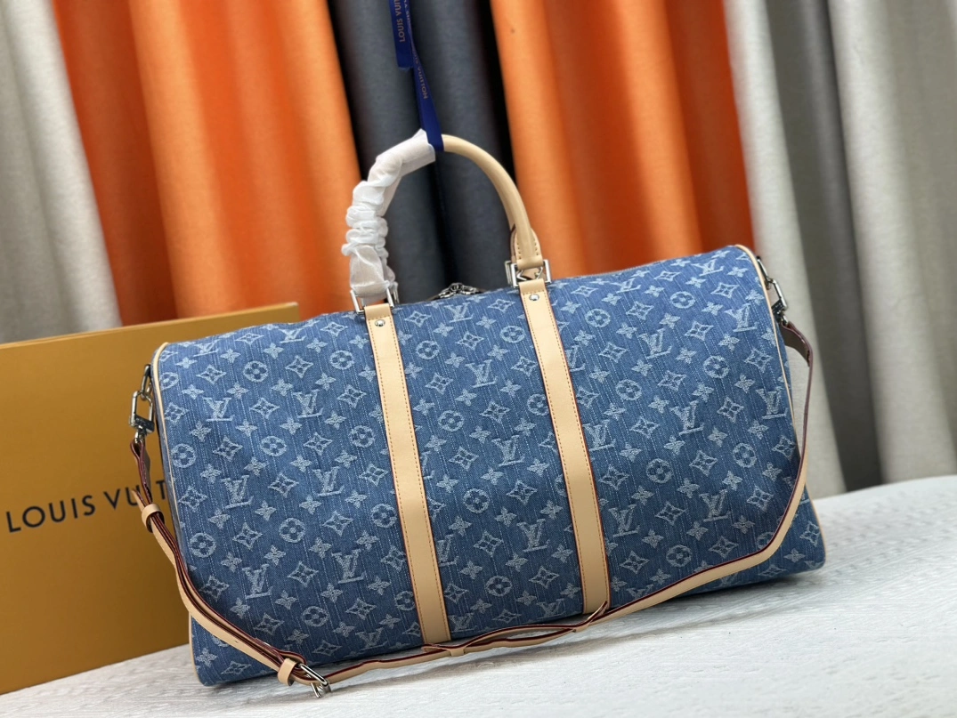 Louis Vuitton Travel Bags Timeless 2910 - Image 4