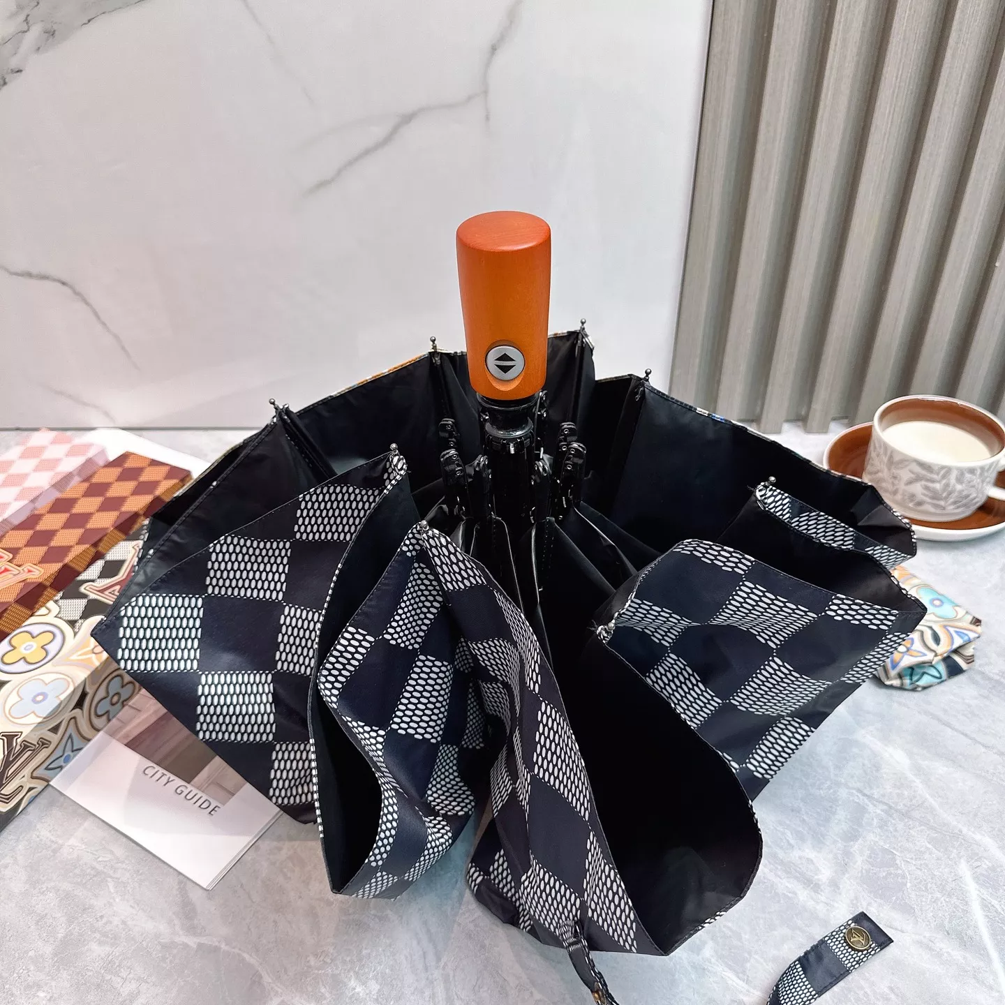Louis Vuitton Umbrellas EyeCatching 1870 - Image 5