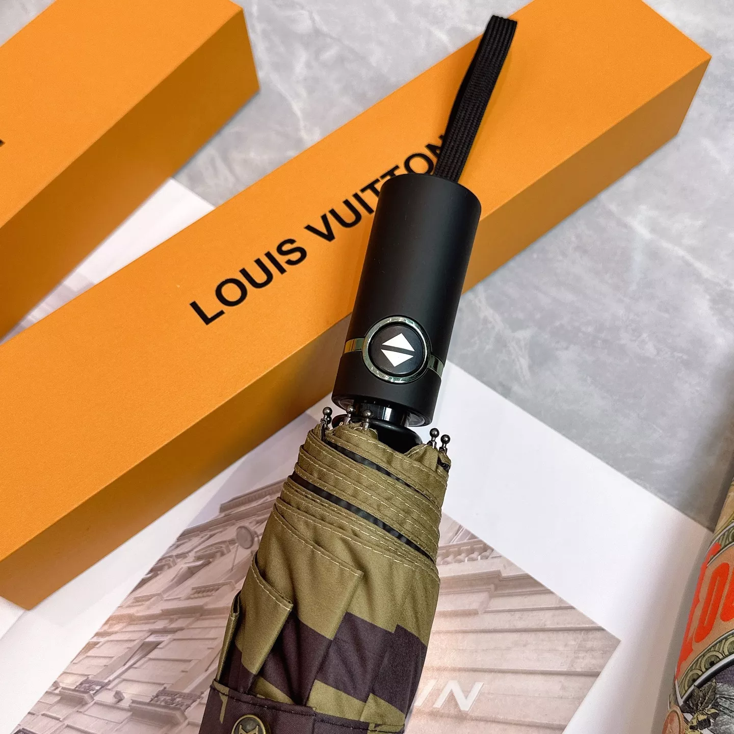 Louis Vuitton Umbrellas Timeless 9336