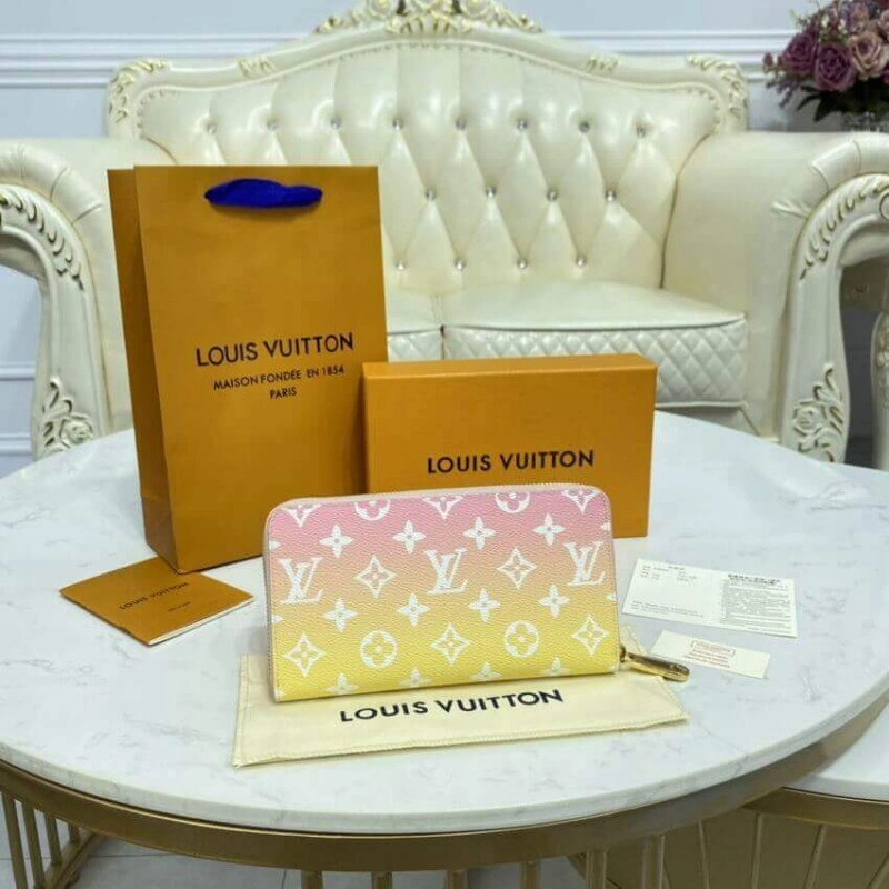 Monogram Louis Vuitton Zippy Wallet Pink - Image 3