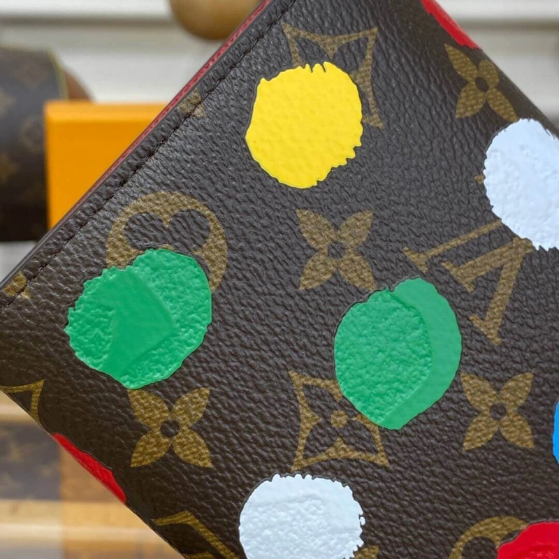 Zipped co Louis Vuitton x Yayoi Kusama Sarah Wallet - Image 7