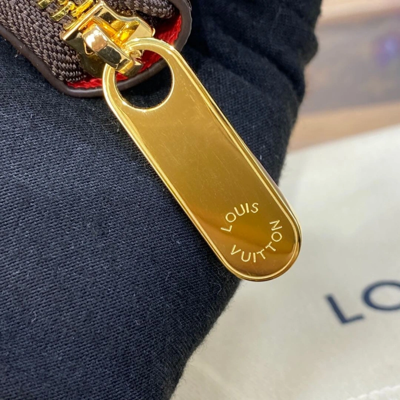 19.5 x 10 Louis Vuitton x Yayoi Kusama Zippy Wallet - Image 7