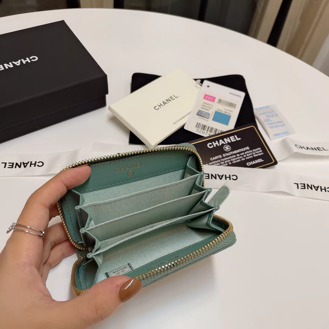 Minimalist 3680 Chanel Card Case - Image 6