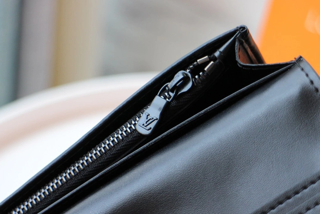 Modern 2399 Louis Vuitton LV AAA Quality Wallets For Women - Image 7