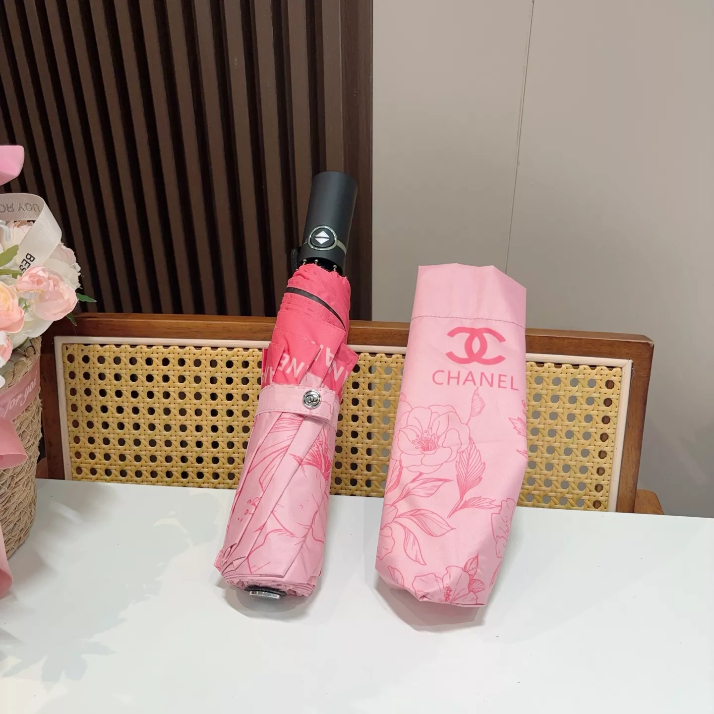 ModernLook 2288 Chanel Umbrellas