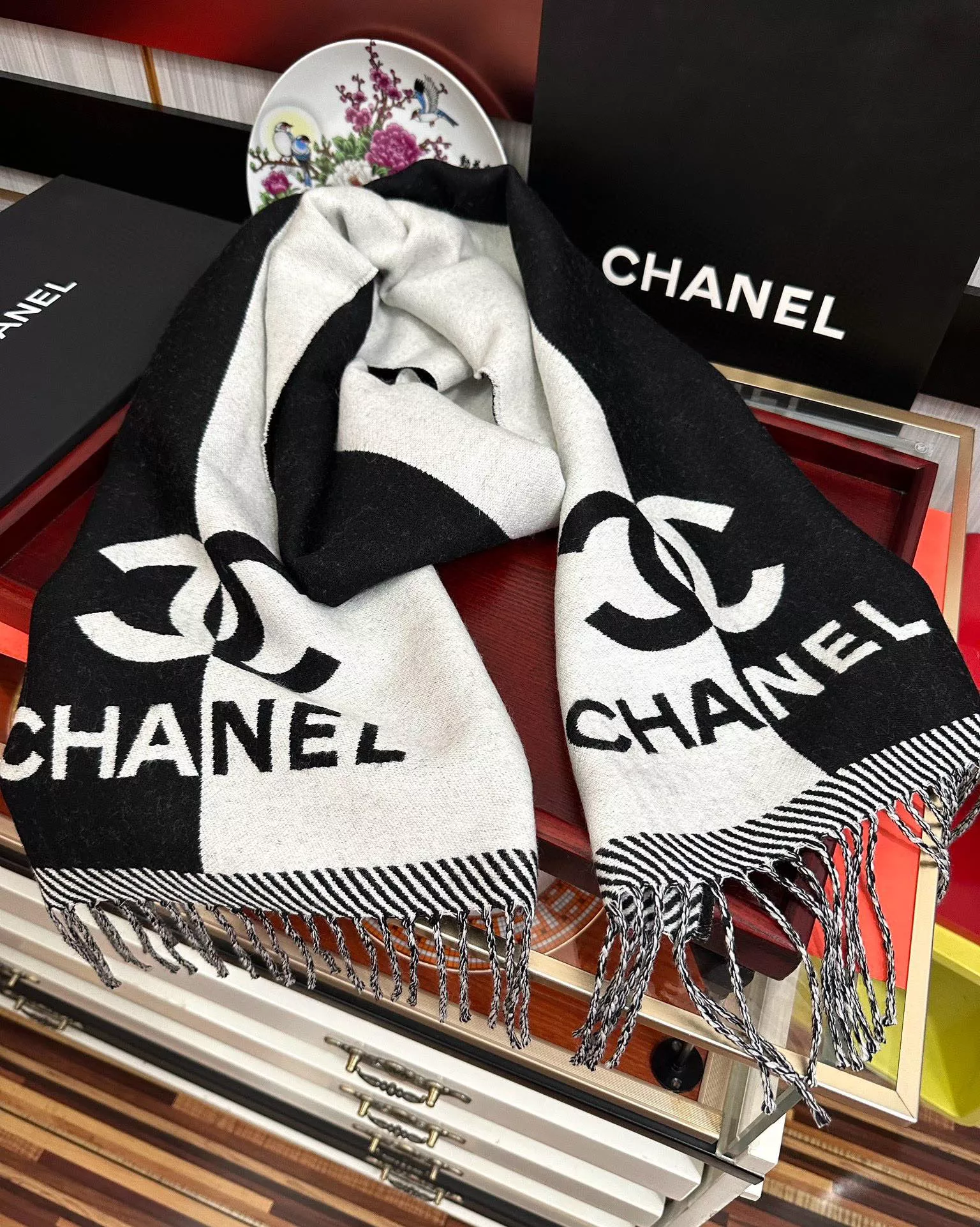 ModernLook 2976 Chanel Scarves For Women