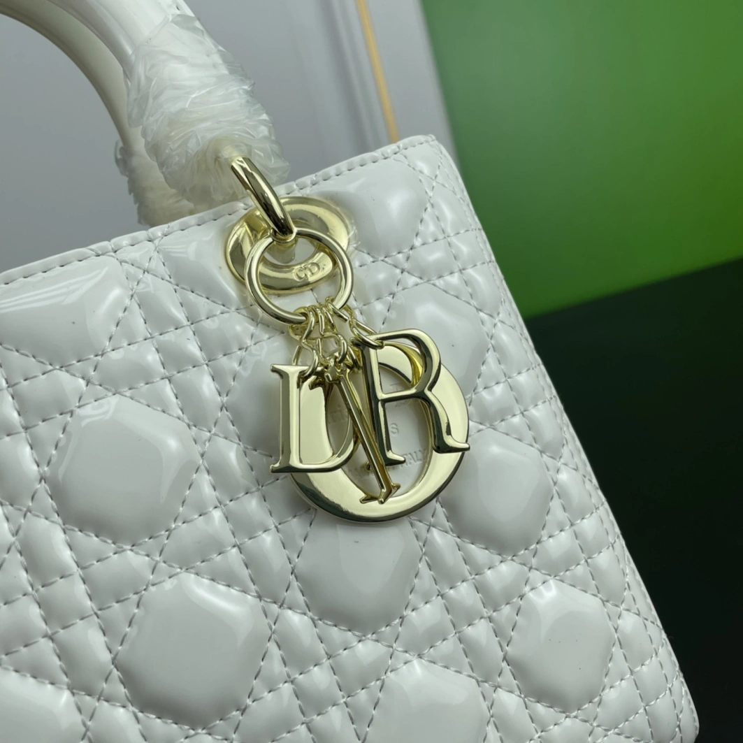 ModernLook 7835 Christian Dior AAA Quality Handbags For Women - Image 4