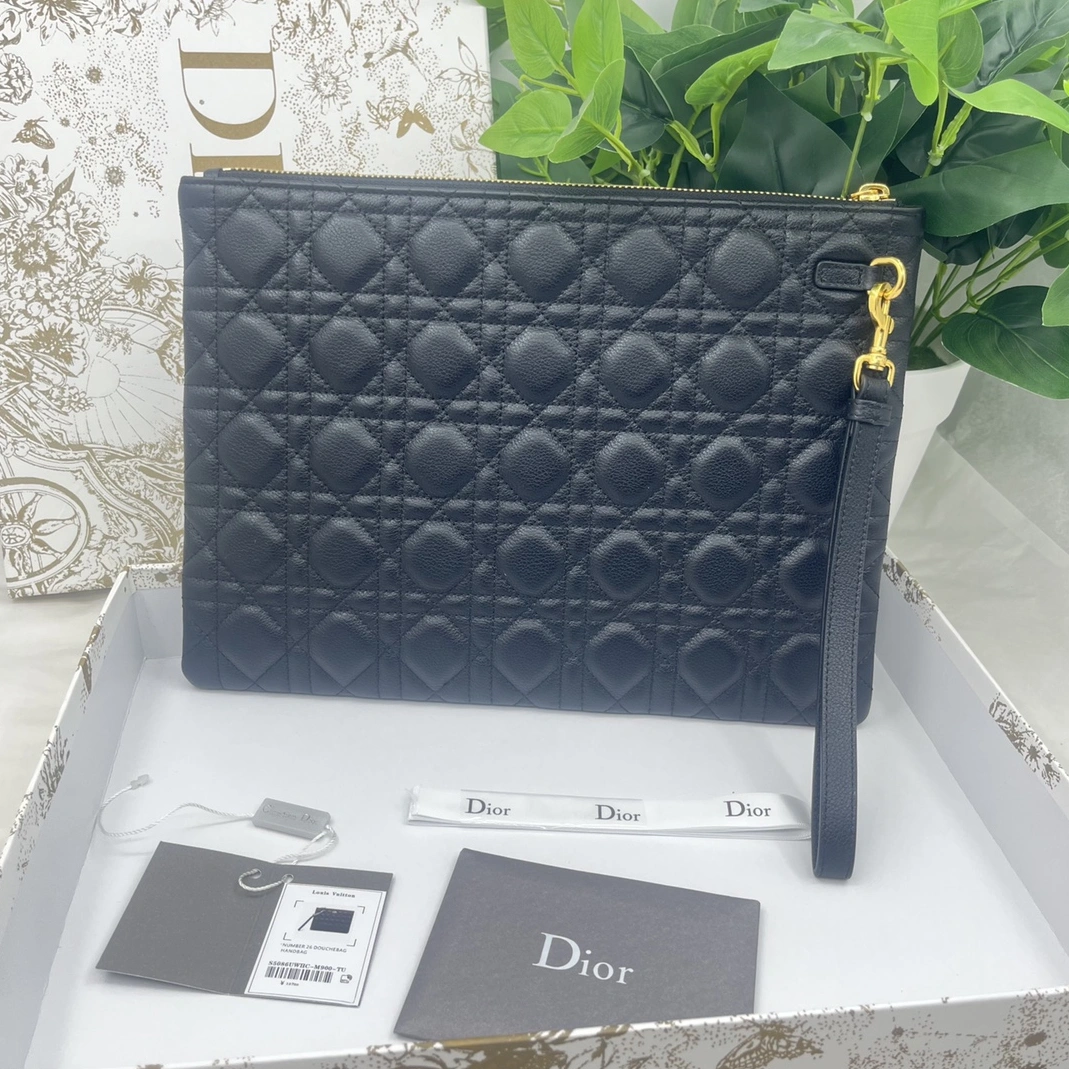 ModernLook 8113 Christian Dior AAA Quality Wallets For Women