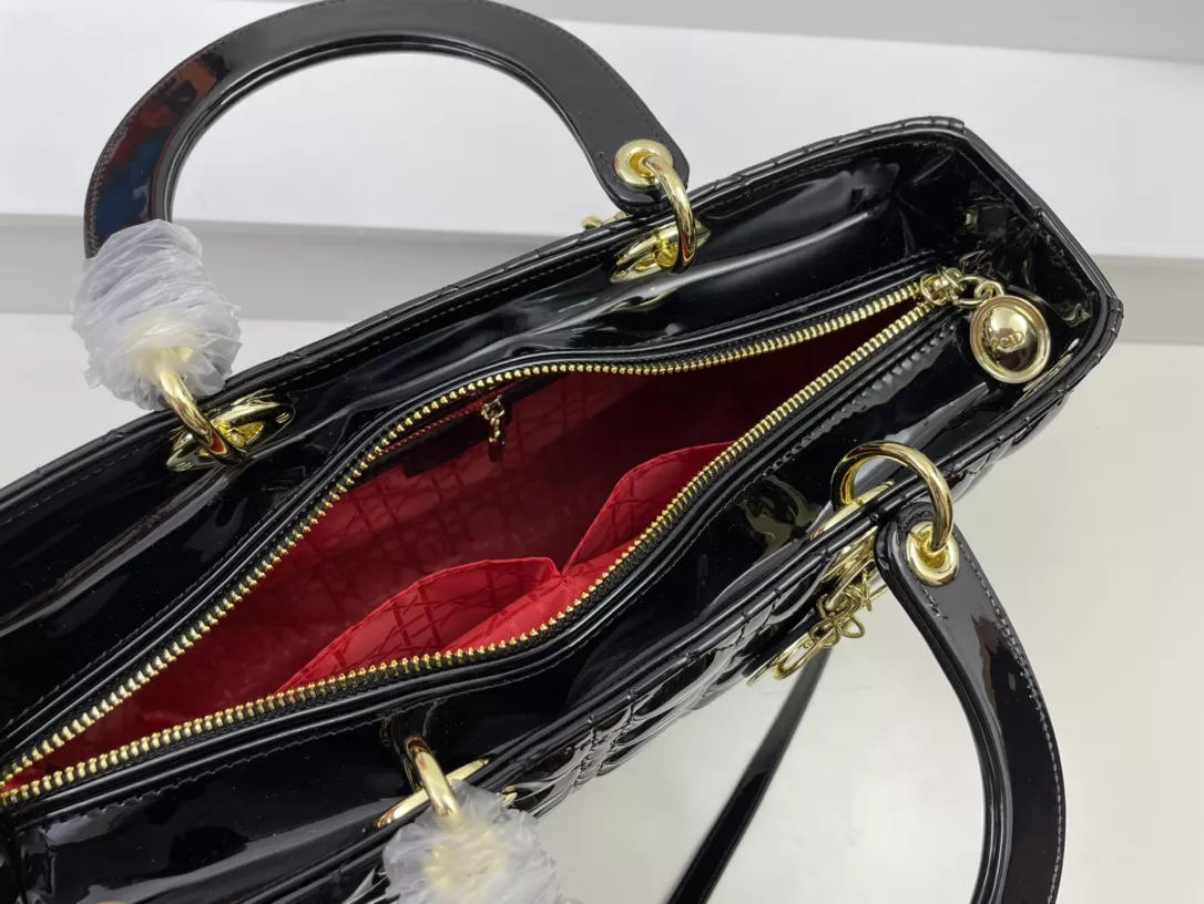 ModernLook 9301 Christian Dior AAA Quality Handbags For Women - Image 7