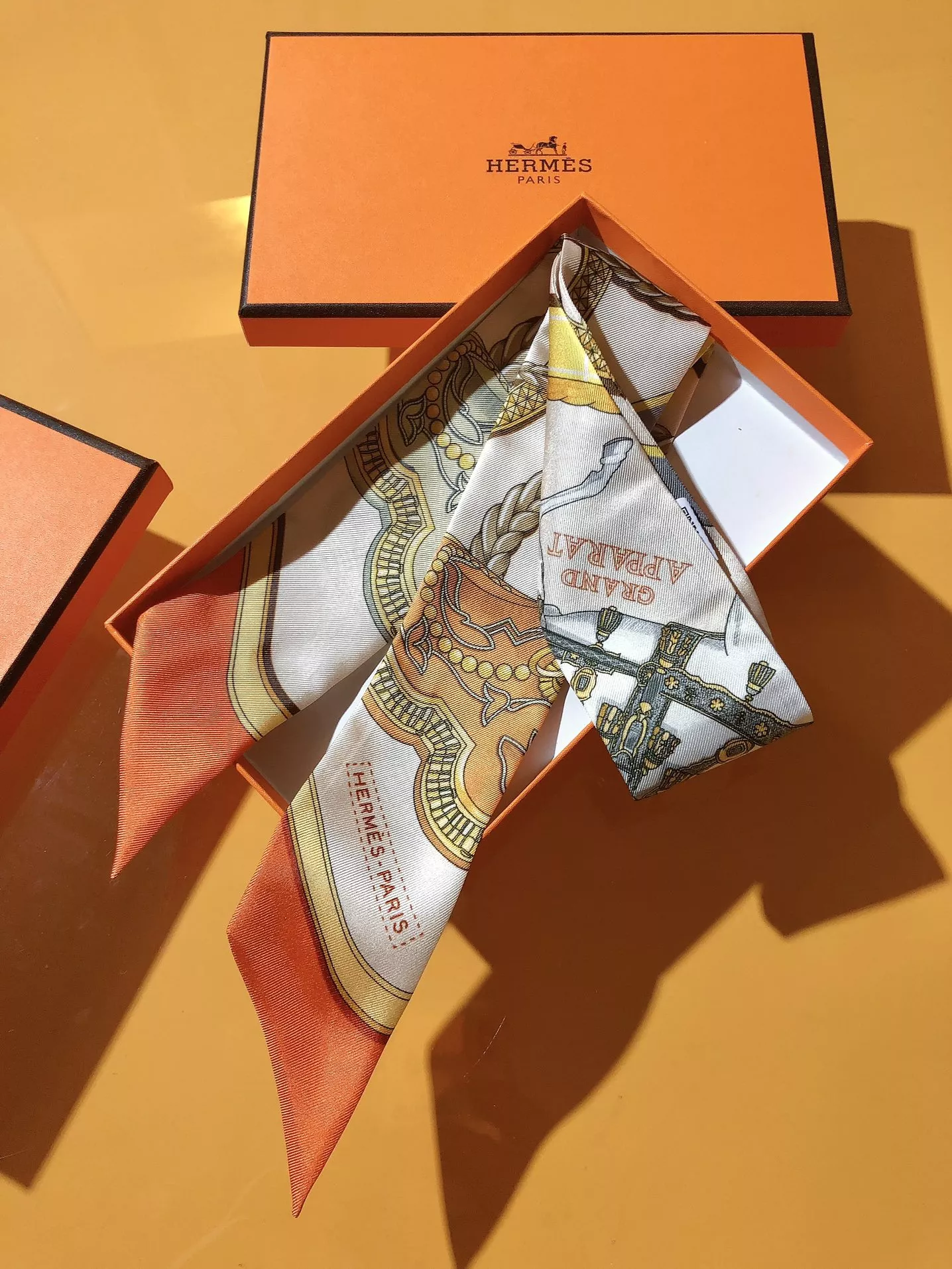 NewStyle 1005 Hermes Silk Scarf