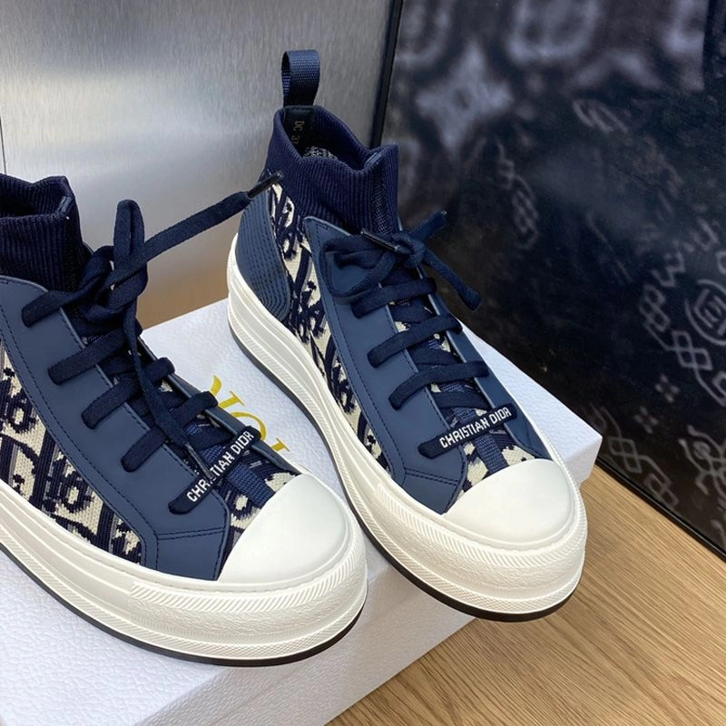 NewStyle 4746 Walk'n'Dior Platform Sneakers Unisex Oblique Motif Technical Mesh and Calfskin Navy Blue - Image 3