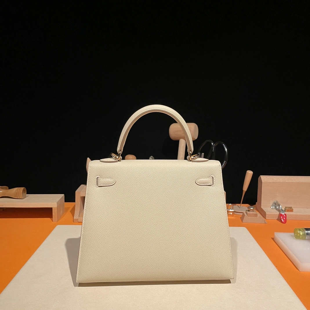 Practical 8798 Hermes AAA Quality Handbags In Gold For Women