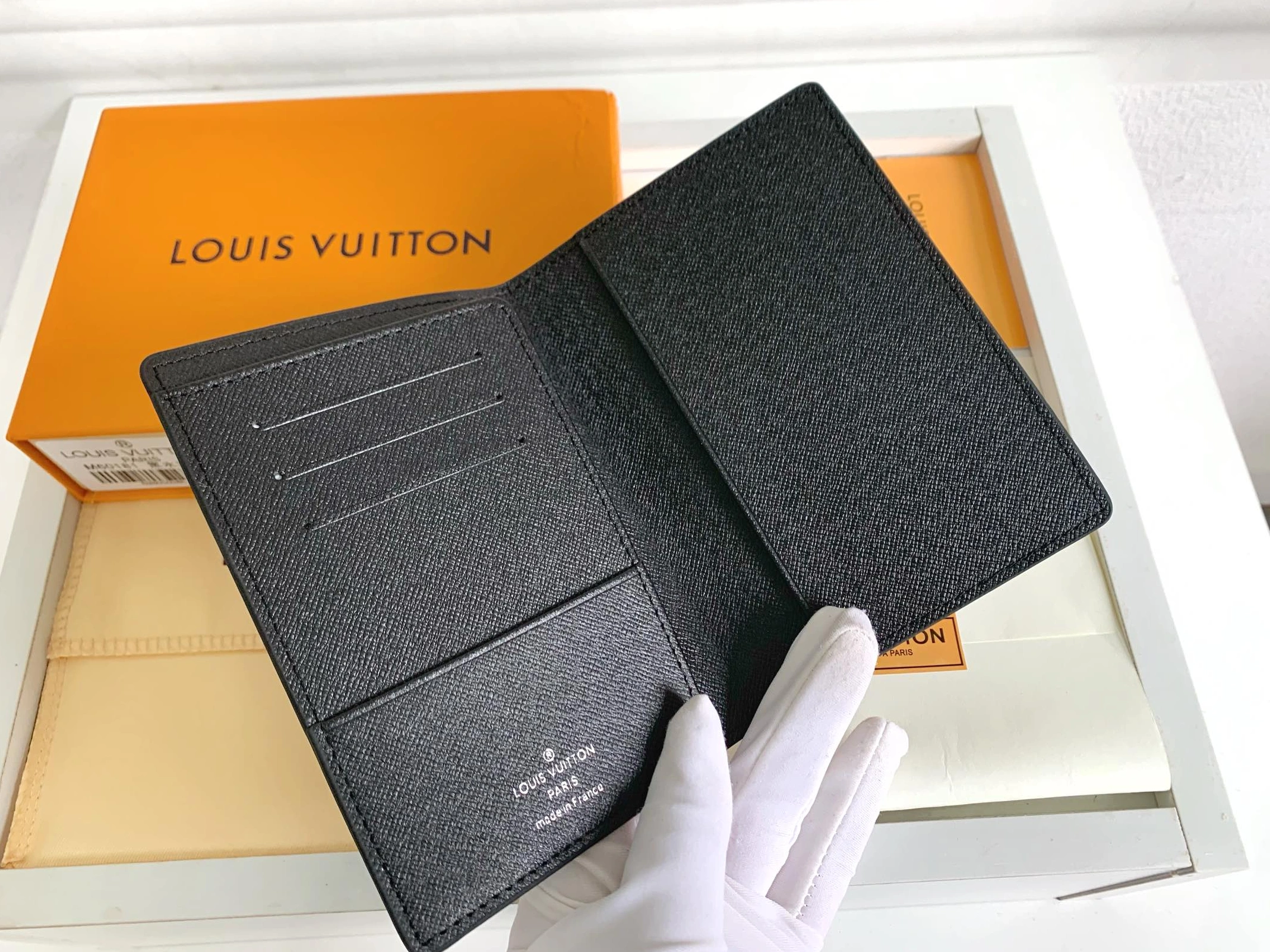 Reliable 5401 Louis Vuitton Card Case For Unisex