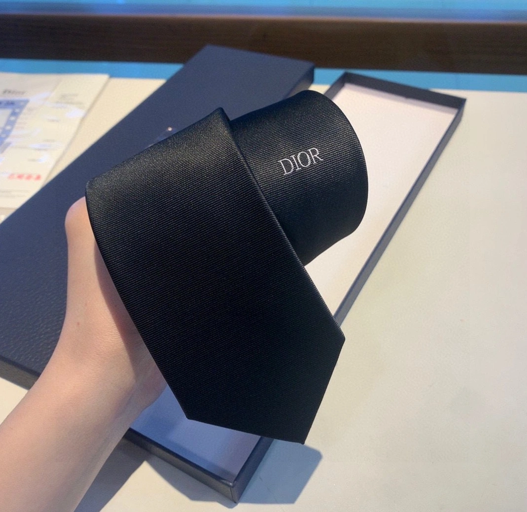 Resilient 1235 Christian Dior Necktie For Men - Image 6