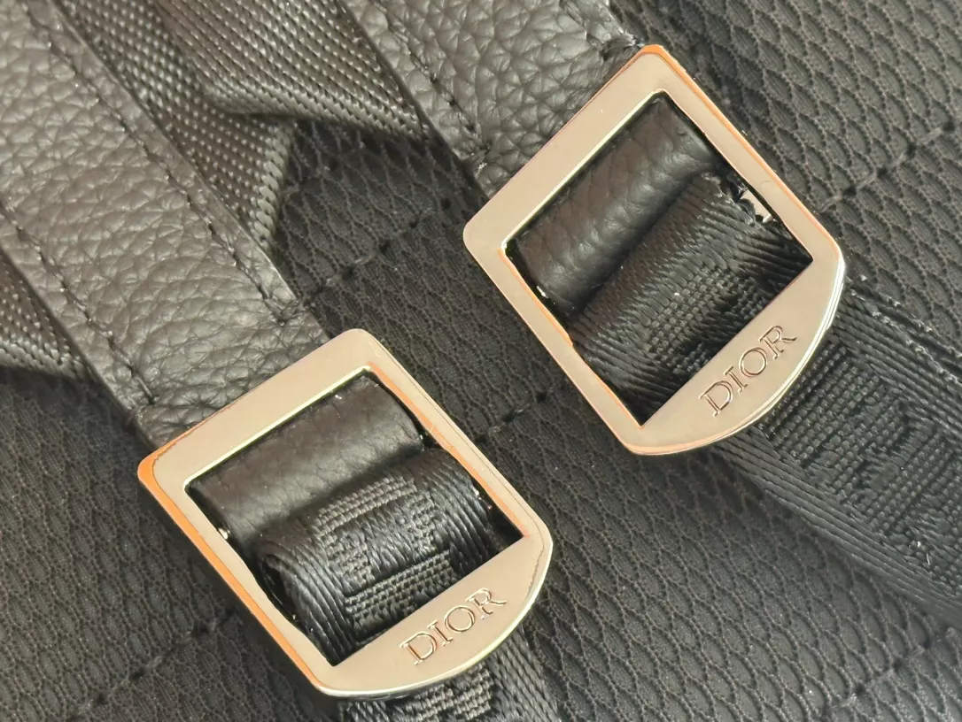 Resilient 4380 Christian Dior AAA Man Backpacks - Image 6